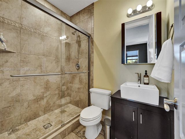 2356 Wilton Dr B, Wilton Manors, FL 33305