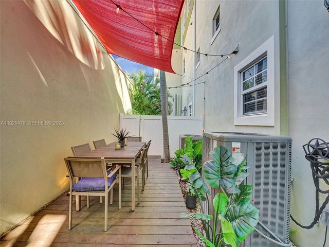 2356 Wilton Dr B, Wilton Manors, FL 33305