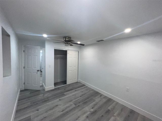 6439 WILLOW WOOD LANE, Tampa, FL 33634
