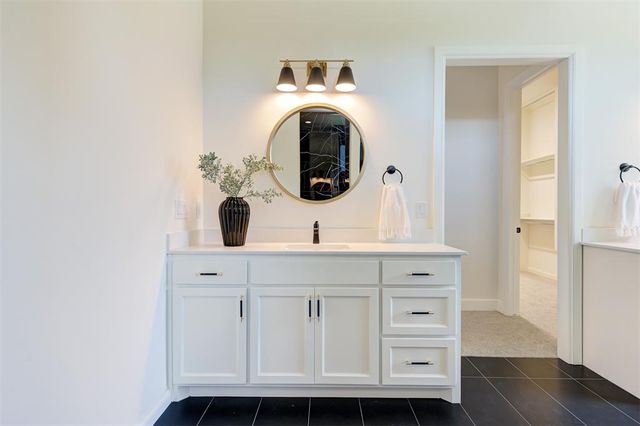 1117 Falls Bridge Court, Edmond, OK 73034