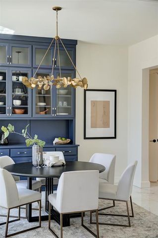 1117 Falls Bridge Court, Edmond, OK 73034