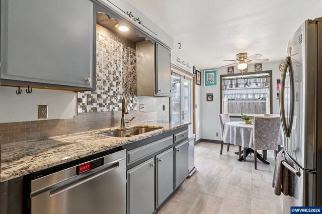 4040 Penticton Cir NE, Salem, OR 97305