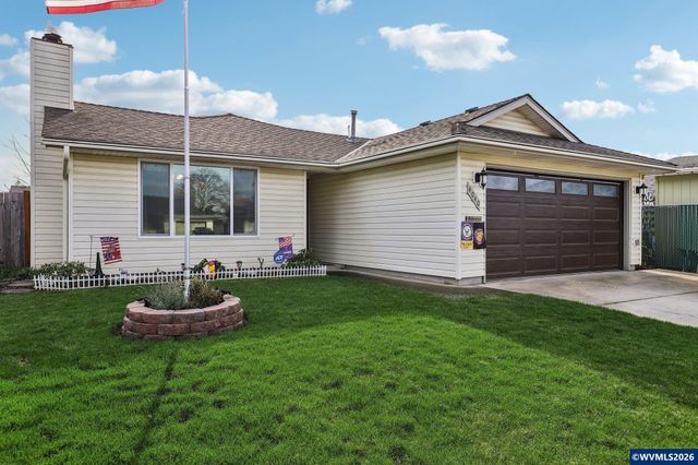 4040 Penticton Cir NE, Salem, OR 97305
