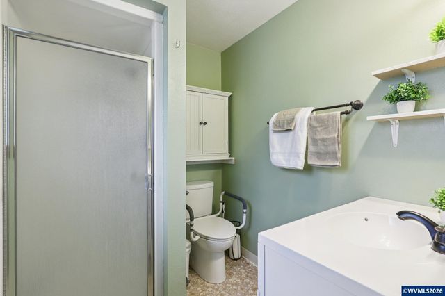 4040 Penticton Cir NE, Salem, OR 97305