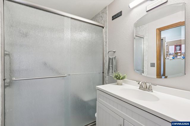 4040 Penticton Cir NE, Salem, OR 97305