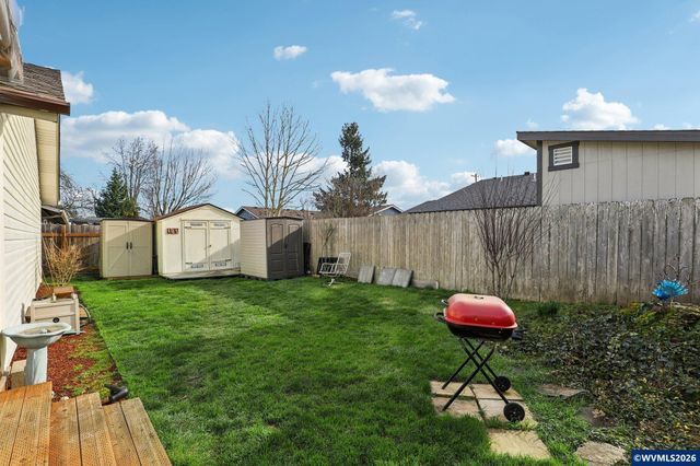 4040 Penticton Cir NE, Salem, OR 97305