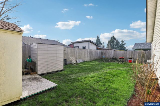 4040 Penticton Cir NE, Salem, OR 97305