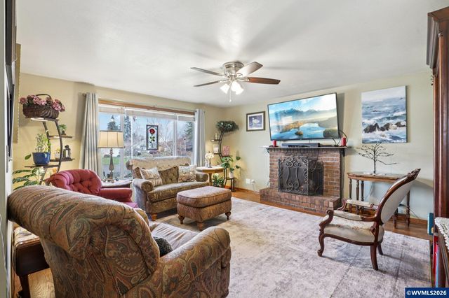 4040 Penticton Cir NE, Salem, OR 97305