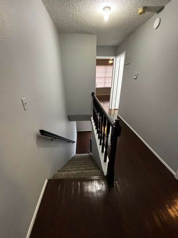 724 W collins Street, Denton, TX 76201