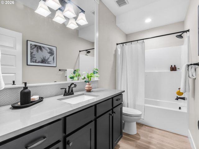 7250 Sw 1st Ave, Portland, OR 97219