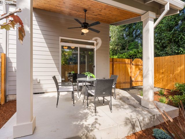 7250 Sw 1st Ave, Portland, OR 97219