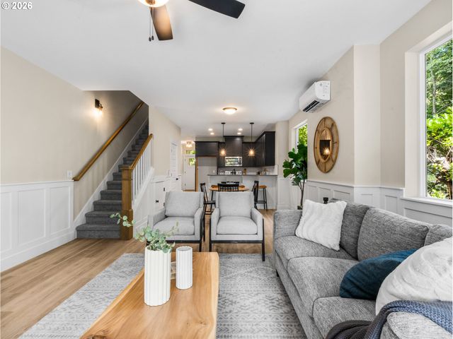 7250 Sw 1st Ave, Portland, OR 97219