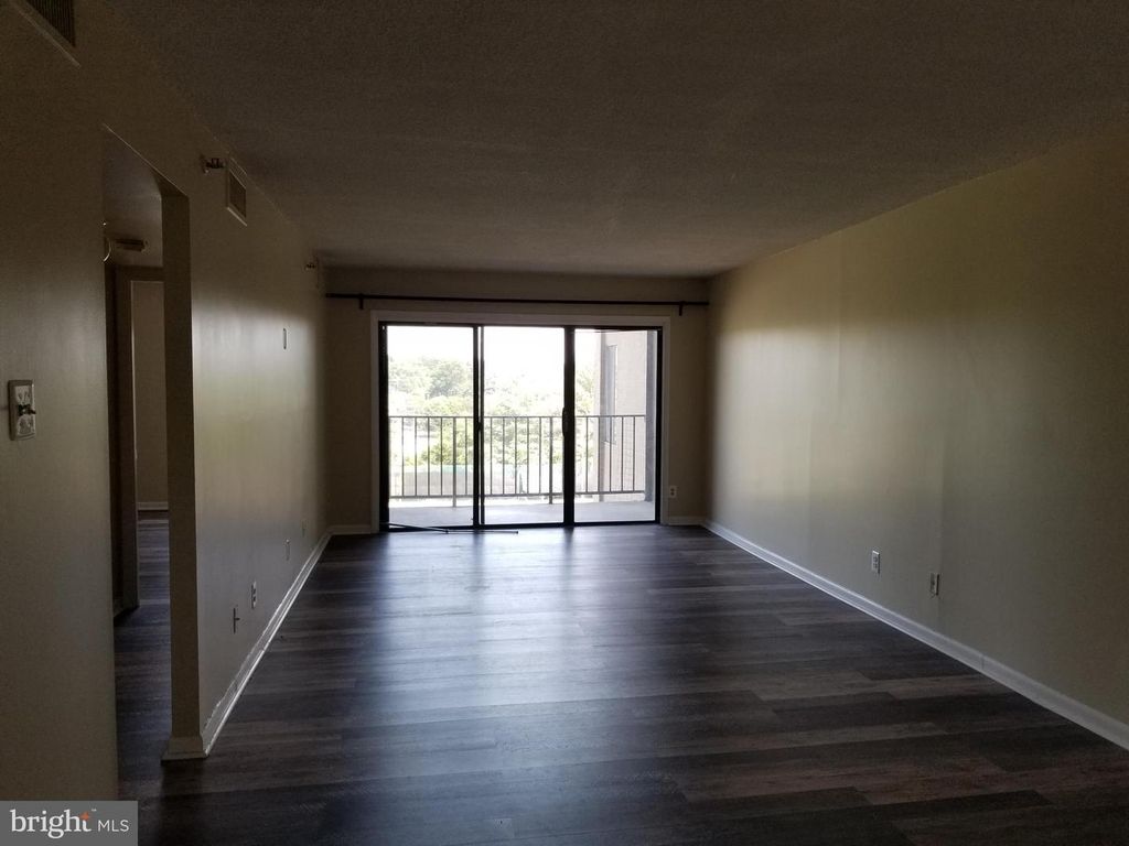 9200 EDWARDS WAY #611, Hyattsville, MD 20783