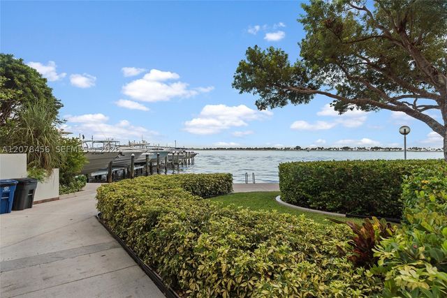 1925 Brickell Ave 1501D, Miami, FL 33129