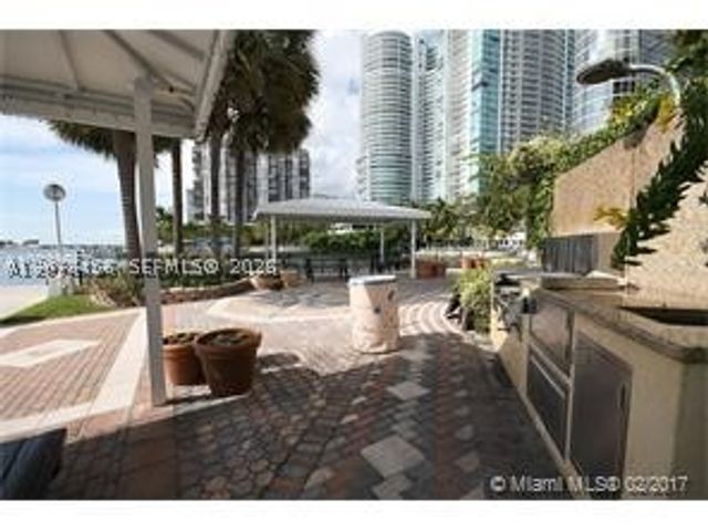 1925 Brickell Ave 1501D, Miami, FL 33129