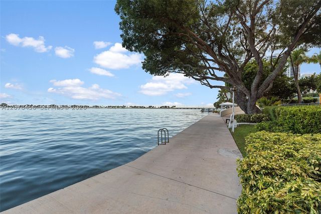 1925 Brickell Ave 1501D, Miami, FL 33129