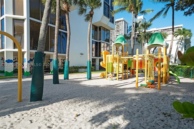 1925 Brickell Ave 1501D, Miami, FL 33129