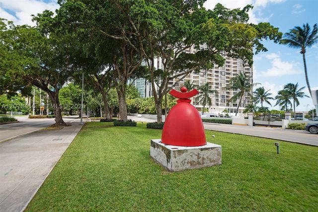 1925 Brickell Ave 1501D, Miami, FL 33129