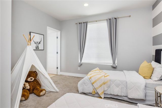 11851 Laurelwood Drive 102, Studio City, CA 91604