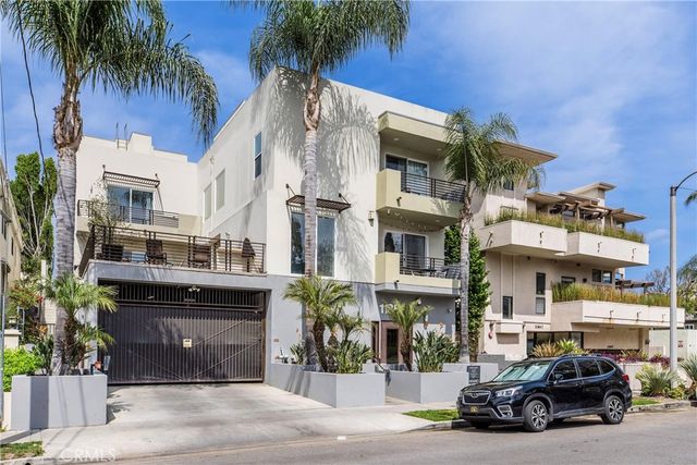 11851 Laurelwood Drive 102, Studio City, CA 91604