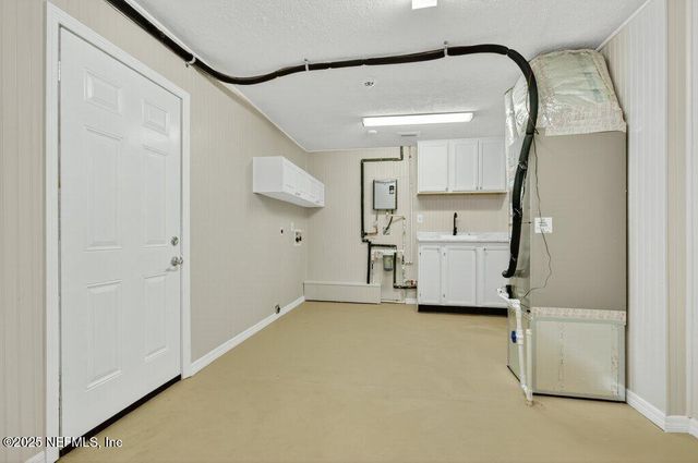 5828 WENDING Drive, Jacksonville, FL 32244