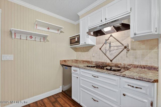 5828 WENDING Drive, Jacksonville, FL 32244