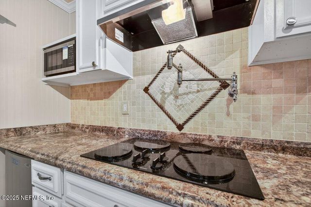 5828 WENDING Drive, Jacksonville, FL 32244