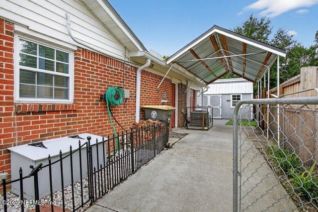 5828 WENDING Drive, Jacksonville, FL 32244