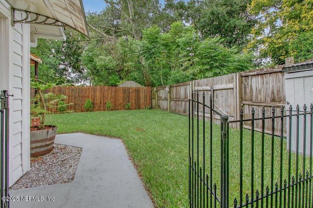 5828 WENDING Drive, Jacksonville, FL 32244