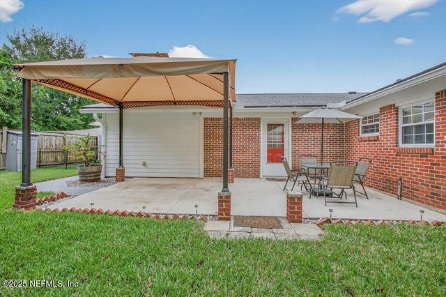 5828 WENDING Drive, Jacksonville, FL 32244