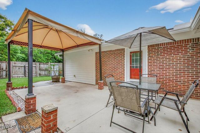 5828 WENDING Drive, Jacksonville, FL 32244