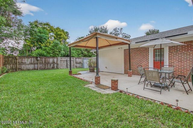 5828 WENDING Drive, Jacksonville, FL 32244