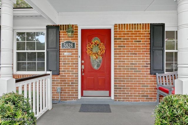 5828 WENDING Drive, Jacksonville, FL 32244