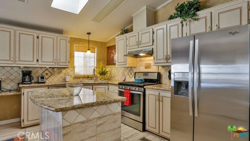 22840 Sterling 92, Palm Springs, CA 92262