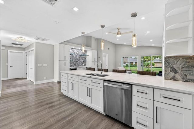 13150 Bonnette Drive, Palm Beach Gardens, FL 33418