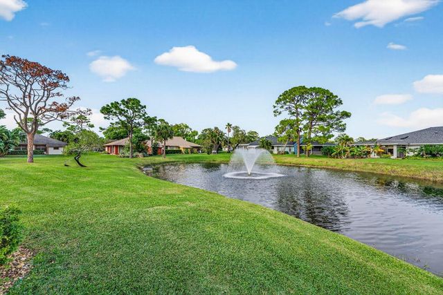 13150 Bonnette Drive, Palm Beach Gardens, FL 33418