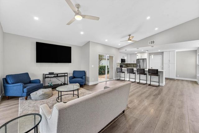 13150 Bonnette Drive, Palm Beach Gardens, FL 33418