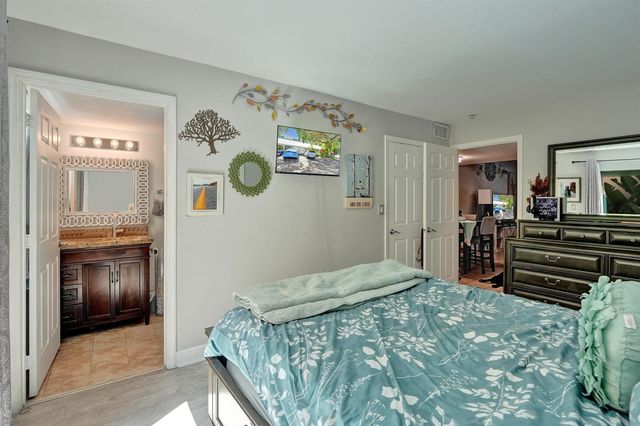 1455 Holly Heights Drive 2, Fort Lauderdale, FL 33304