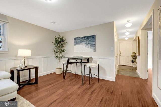 9119 HAMILTON DR, Fairfax, VA 22031