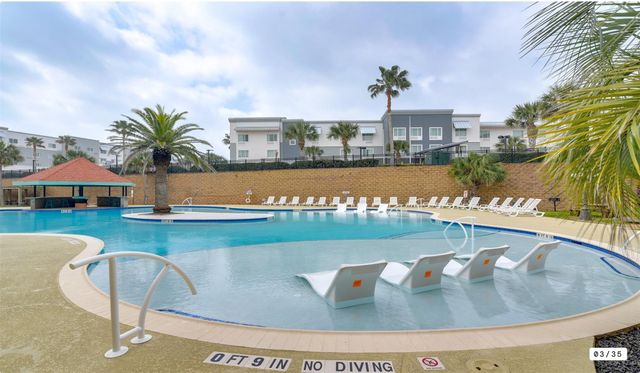 9520 Seawall Boulevard 147, Galveston, TX 77554