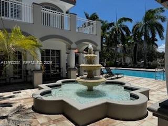 11030 Legacy Dr 302, Palm Beach Gardens, FL 33410