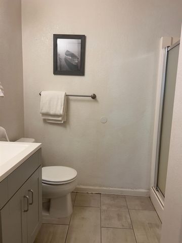3308 Yerington Ct, Modesto, CA 95355