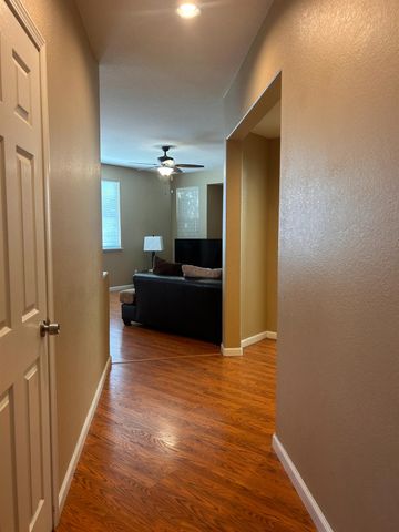 3308 Yerington Ct, Modesto, CA 95355