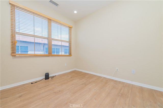 67 Fairfax, Irvine, CA 92620