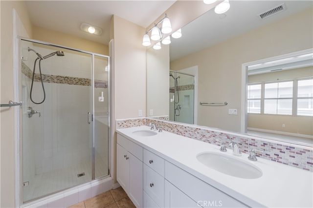 67 Fairfax, Irvine, CA 92620