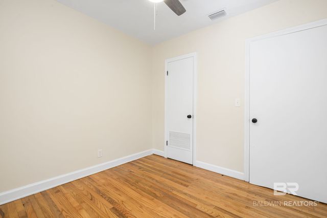 2566 Riverside Drive, Mobile, AL 36605