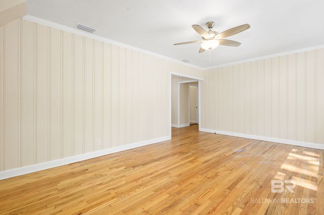 2566 Riverside Drive, Mobile, AL 36605