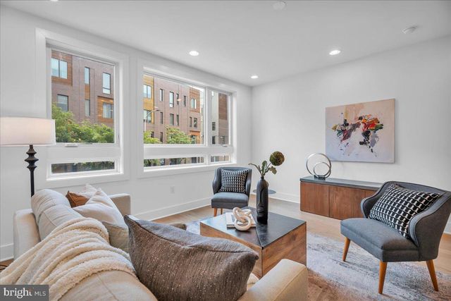 638 N 5TH ST, Philadelphia, PA 19123