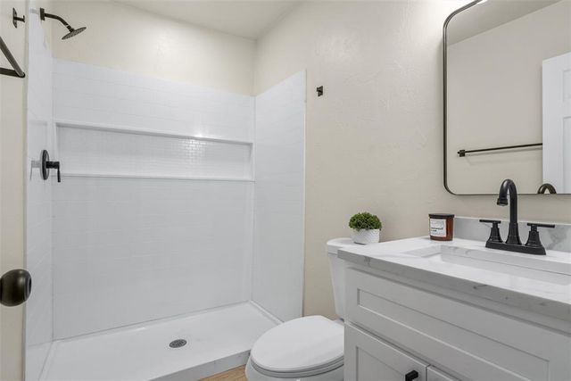 3932 SE 11th Street, Del City, OK 73115