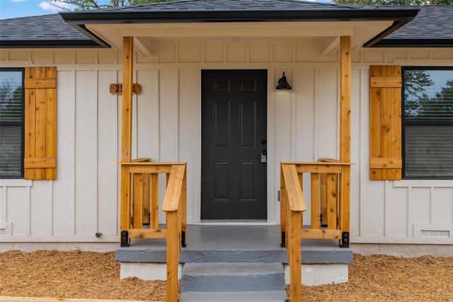 3932 SE 11th Street, Del City, OK 73115